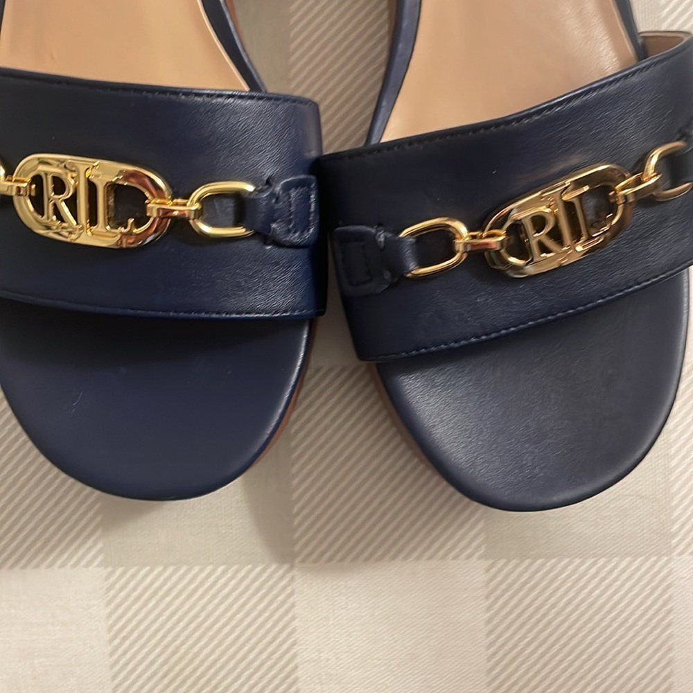 Ralph Lauren worn once. Size 7.5 - Picture 2 of 4